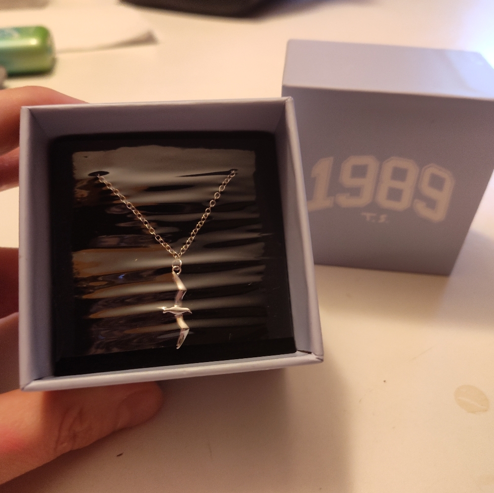 1989 Silver Taylor Swift necklace!!!